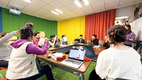 DAY２：オリジナルゲームでアンコンシャス・バイアスや文化の違いを体感！